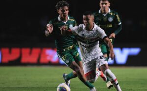 alisson fala sobre o lance que salvou o são paulo no clássico: "tentei fechar o gol"