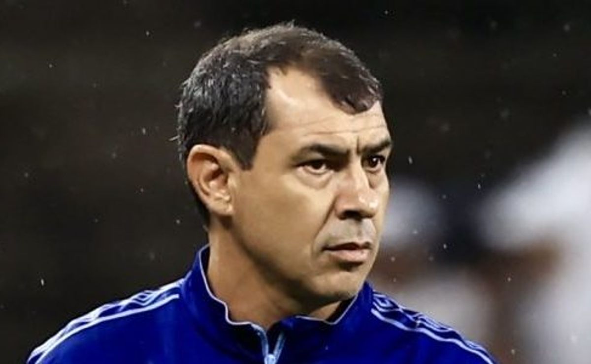 carille muda escalação do santos e enzo monteiro será titular contra o paysandu