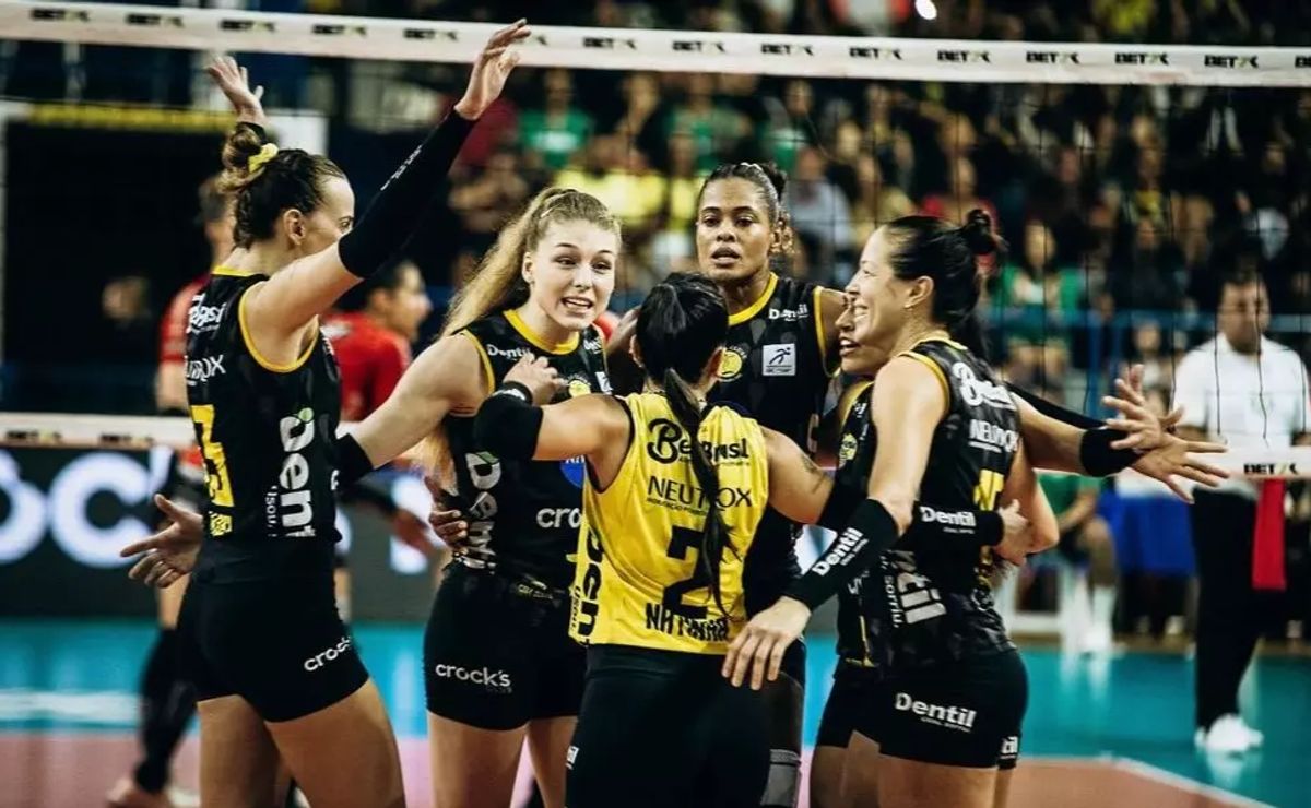 semifinais da superliga feminina de vôlei começam sem surpresas