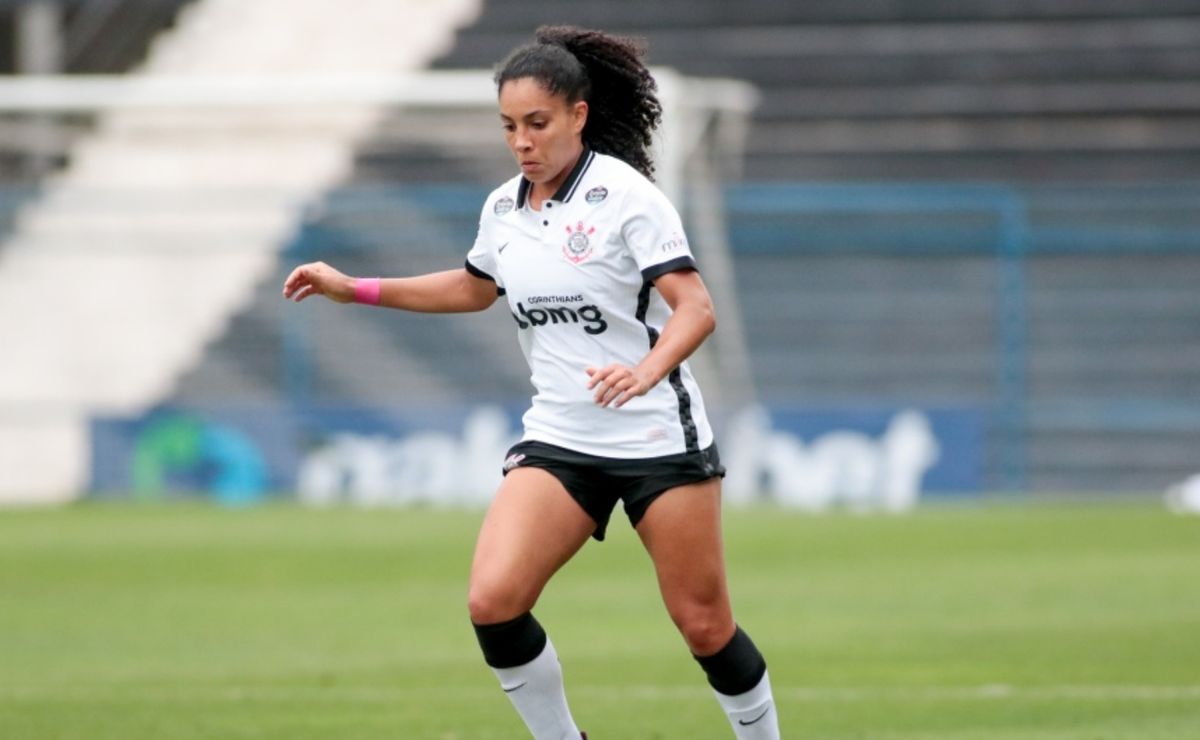 corinthians: Árbitra revela ofensas de yasmim e lucas piccinato entra com ofício na cbf