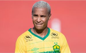 presidente do cuiabá expõe afastamento de deyverson: "É problema dele"