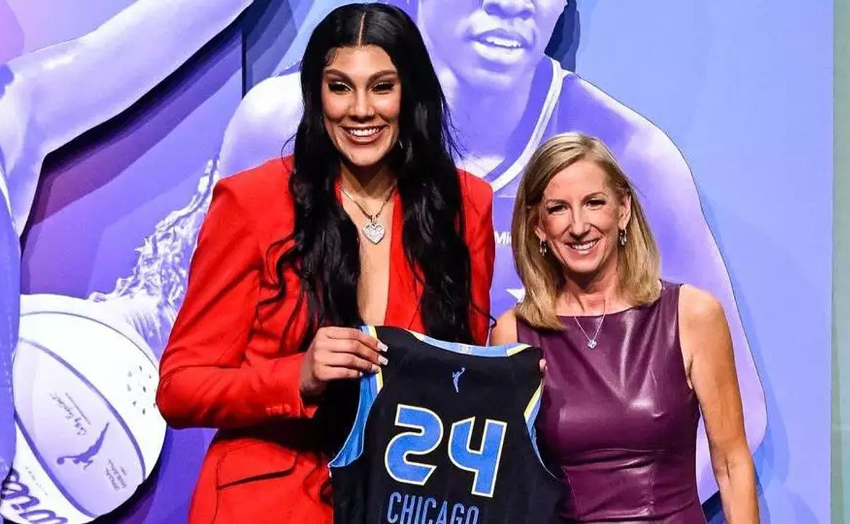 com moral no chicago sky, kamilla cardoso é comparada a paula e hortência