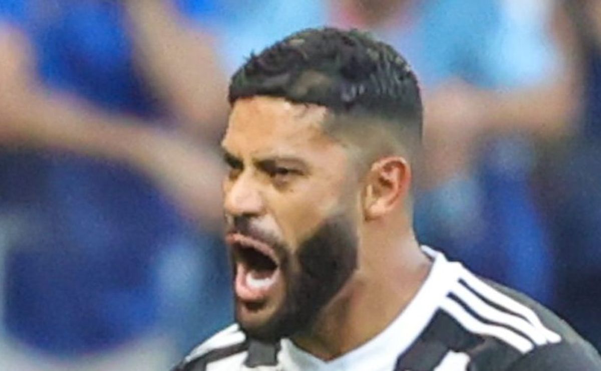 hulk brilha na final do mineiro e torcida vai à loucura: "muito decisivo"