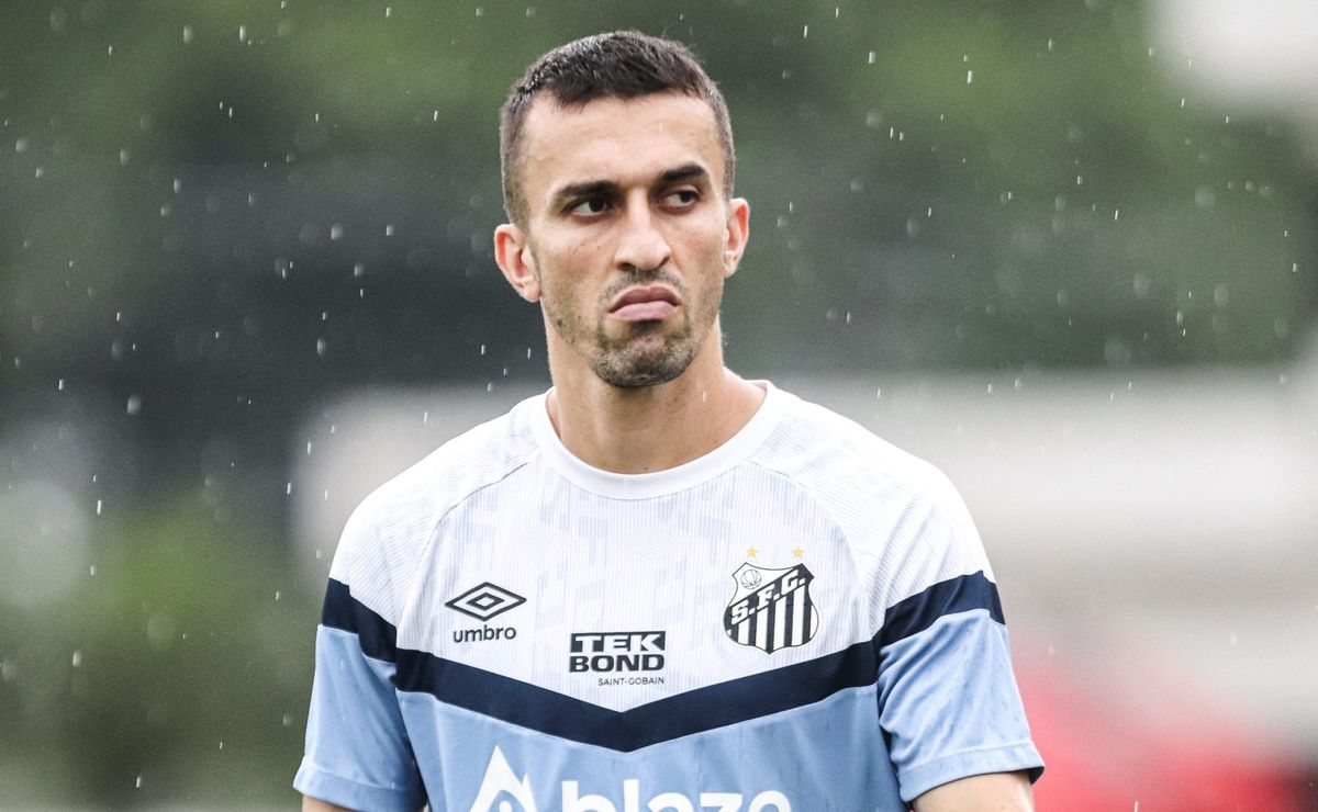 contrato até 2024: joão schmidt tem futuro definido no santos após interesse do vasco