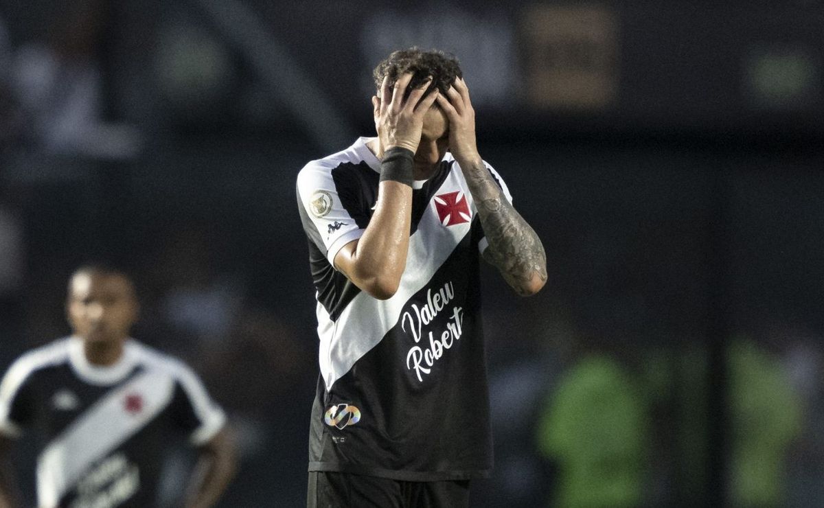 nem o vegetti salvou! vasco sofre goleada histórica para o criciúma em são januário