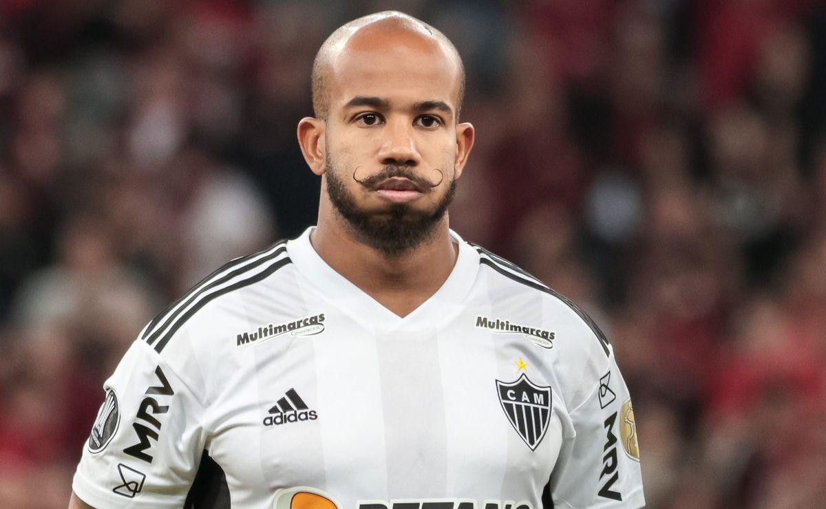 santos oficializa proposta e patrick aceita condições de contrato para ser reforço na série b