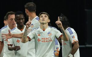 ex vasco, orellano marca golaço atuando pelo cincinnati e possível volta repercute: “seria reforço”