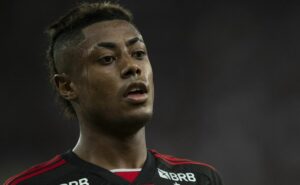 bruno henrique expõe altitude como determinante para derrota em bolívar x flamengo: “É desumano”