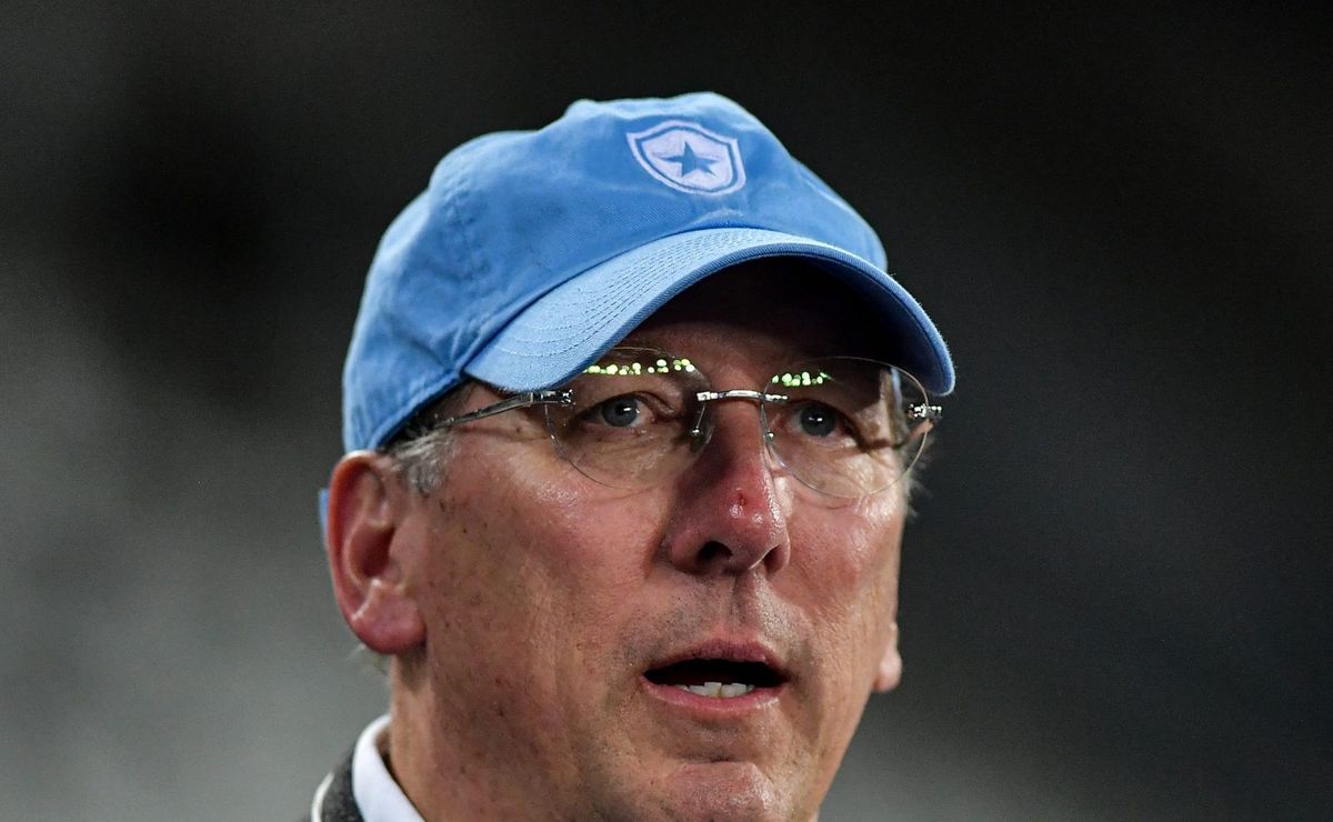 flamengo x botafogo: textor pede para cbf tirar raphael claus do clássico