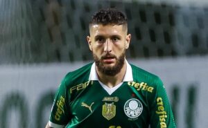 zé rafael treina parcialmente e pode antecipar retorno no palmeiras; veja detalhes