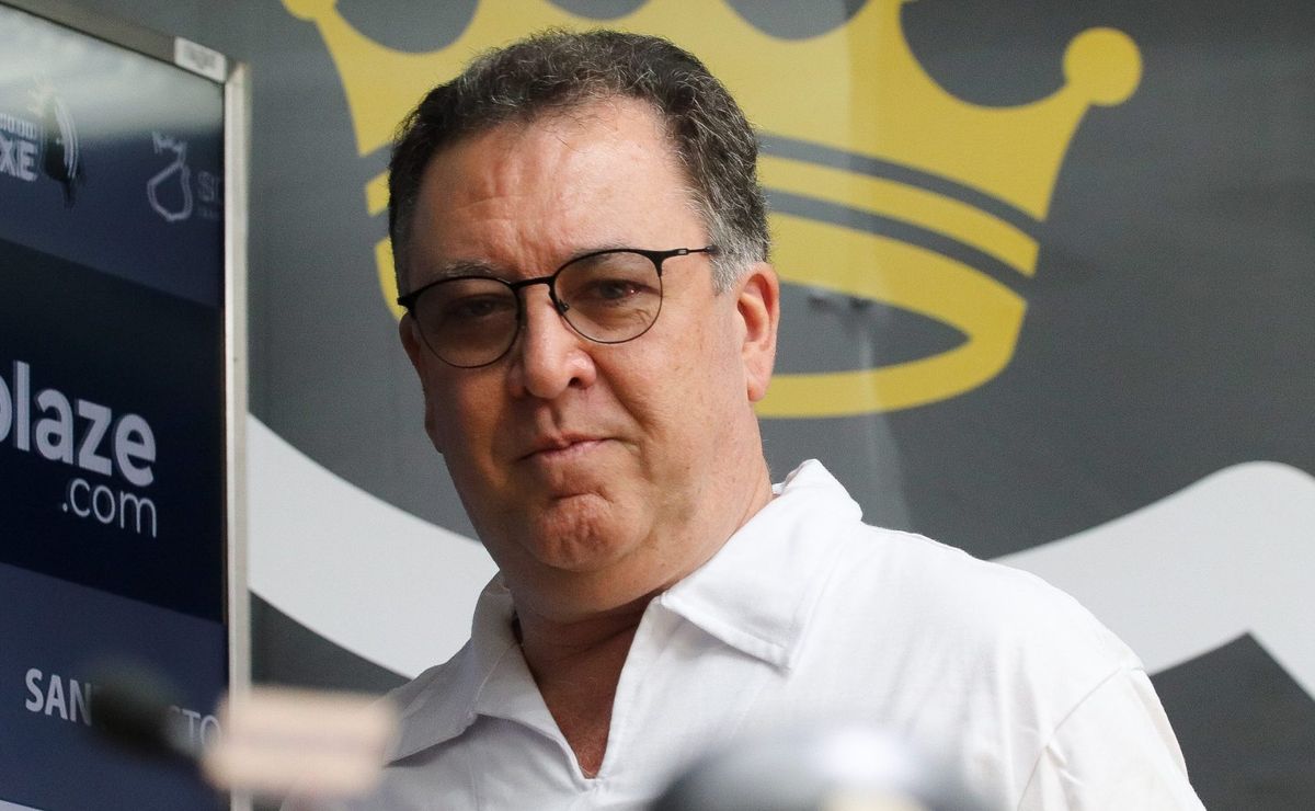 marcelo teixeira decide assinar com 3 jogadores e aumento salarial irá acontecer no santos; jp chermont está na lista