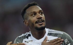 edenilson manda primeiro recado no grêmio e fala sobre passado no internacional: “sempre simpatizei”