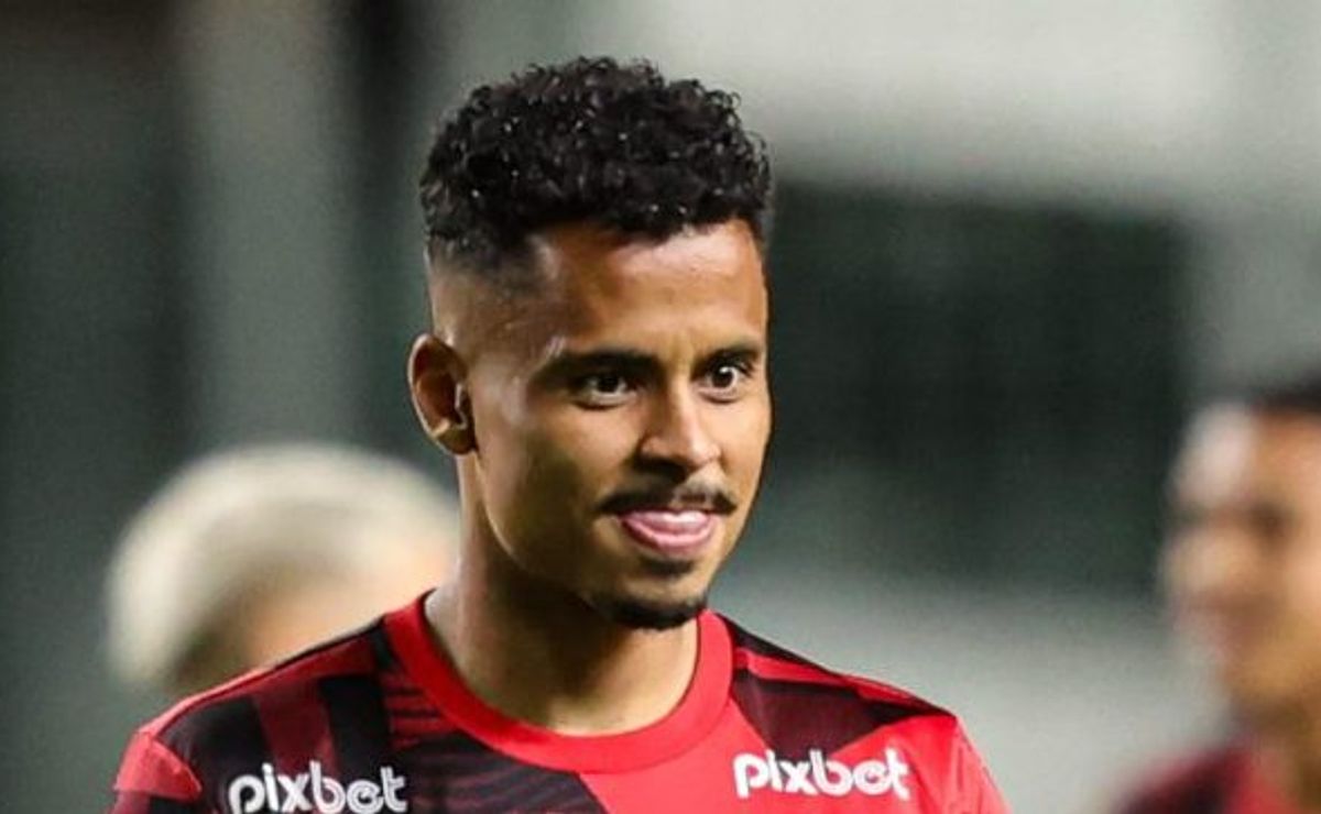 allan comenta rivalidade entre palmeiras x flamengo e gramado sintético: ‘jogo grande’  