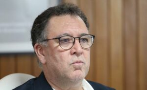 santos pode fazer contratação de ‘peso’ em julho; meio e ataque são opções para marcelo teixeira