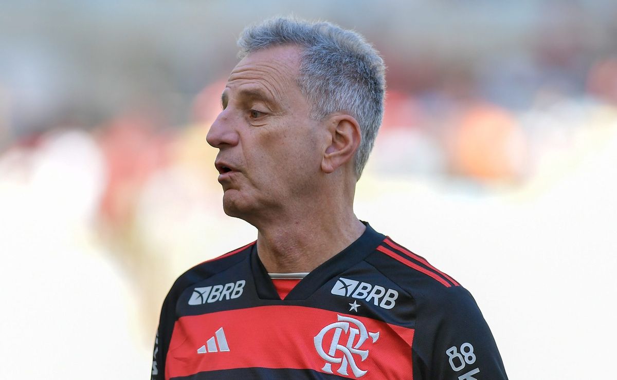 flamengo de landim renova com adidas e pode faturar até r$ 500 milhões