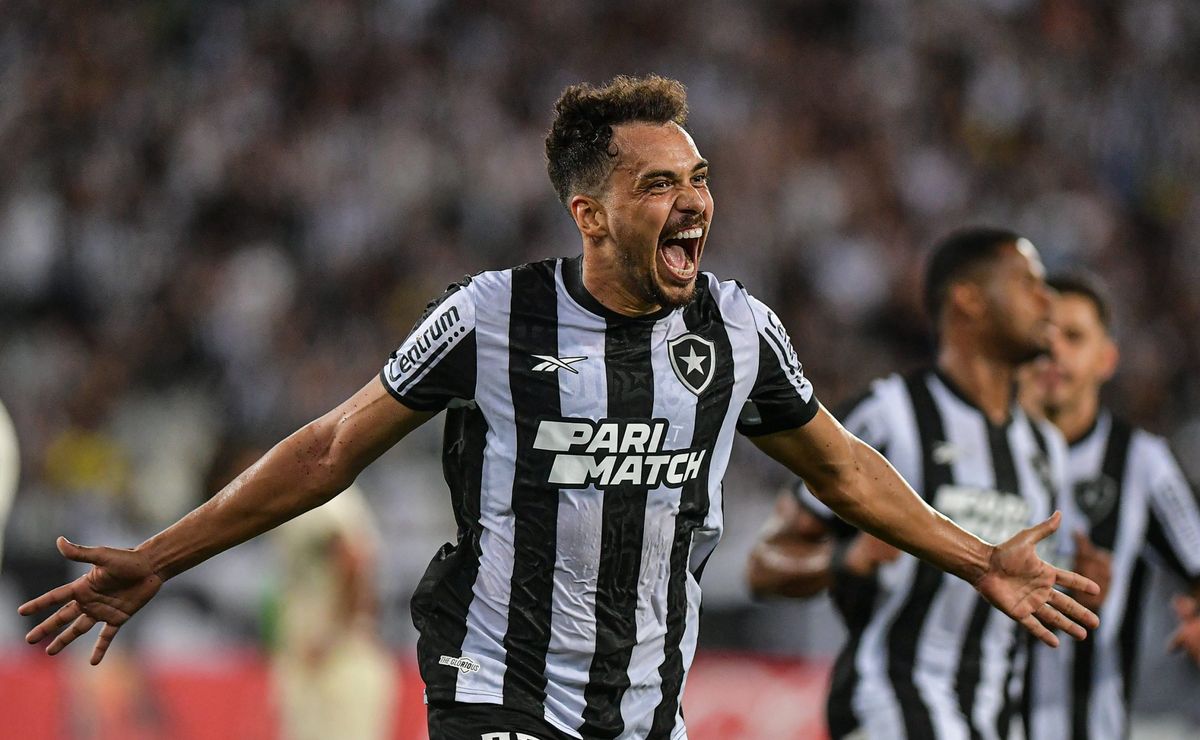 carlos eduardo brilha e botafogo vence universitário pela libertadores; confira as notas