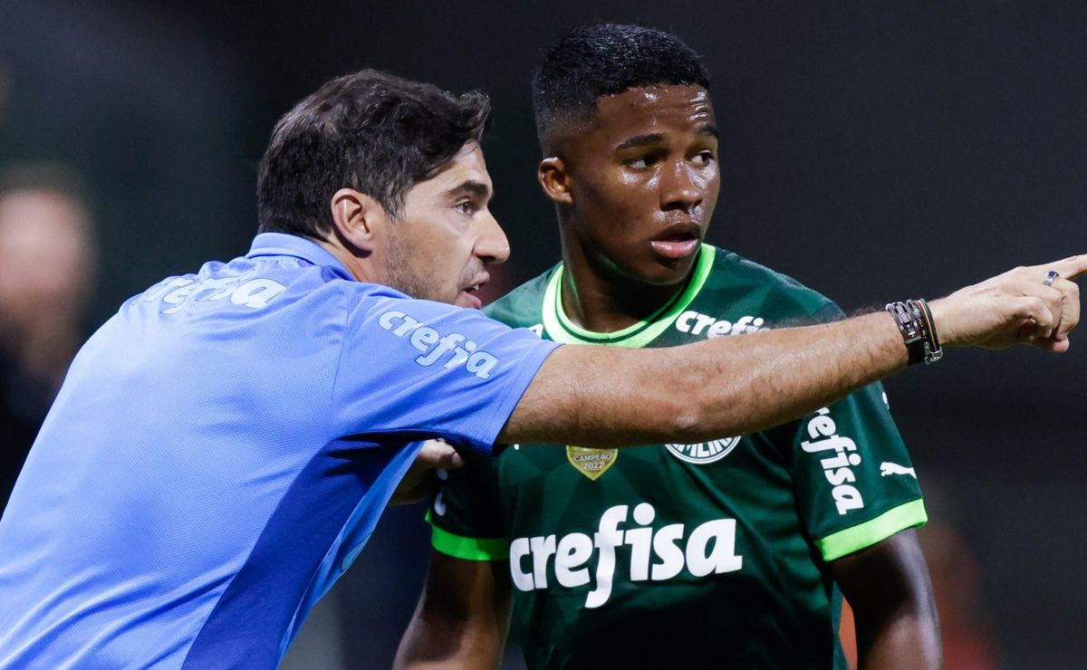 abel ferreira chama atenção de endrick ao vivo após polêmica sobre contrato de namoro