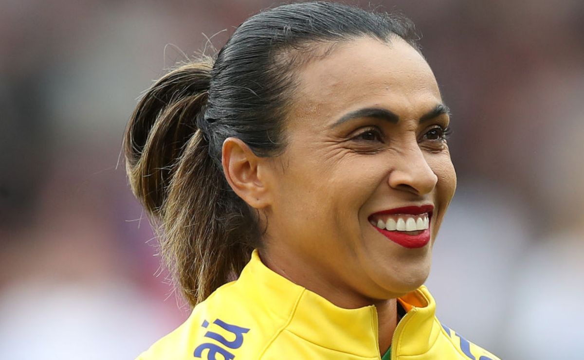 marta anuncia aposentadoria da seleção brasileira feminina após olimpíadas: "já posso confirmar"