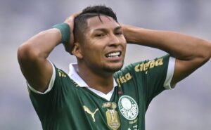 grêmio manifesta interesse na contratação de rony, do palmeiras, diz setorista