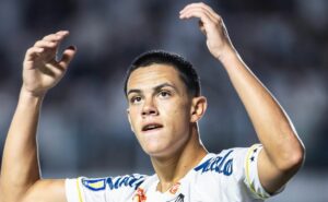 salário de base e bicicleta até o ct, jp chermont revela detalhes da sua rotina no santos