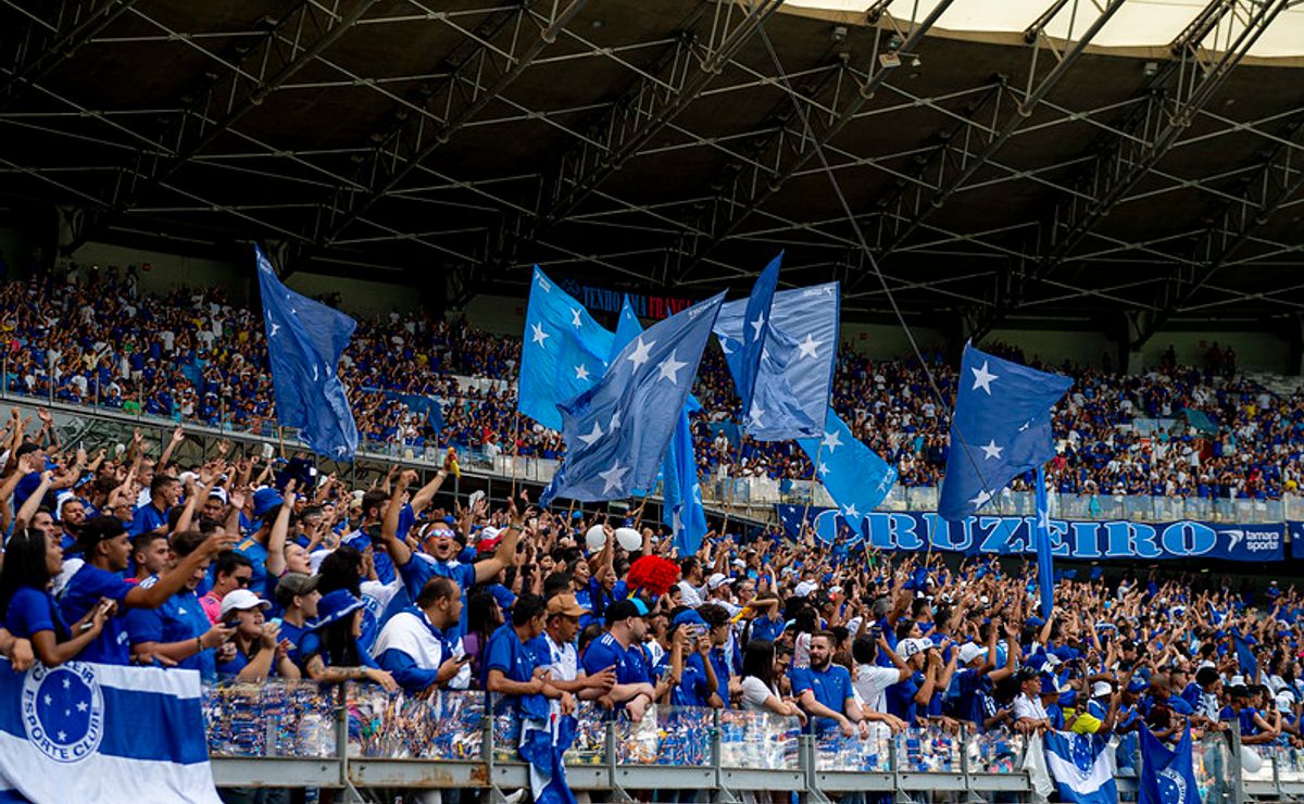 torcida do cruzeiro bate recorde do novo mineirão; veja lista