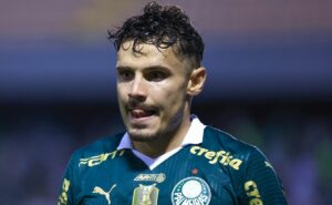 abel ferreira deve mudar palmeiras e pode tirar raphael veiga e murilo dos titulares na libertadores