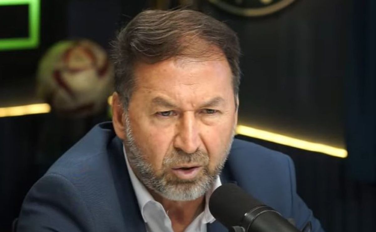 lateral direito daniel marcos acerta rescisão com o corinhians e se despede nas redes sociais