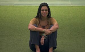 bbb 24: sozinha, alane chora e implora ao brasil para não ser eliminada: "mais dois dias"