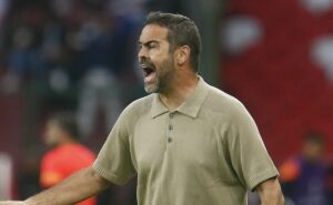 artur jorge detalha formação ofensiva como padrão: “característica que pretendemos implementar no botafogo”