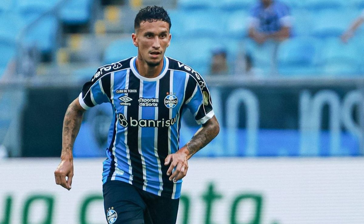 dodi 'descarta' culpado por derrota do grêmio na libertadores: "não pode servir de desculpa"