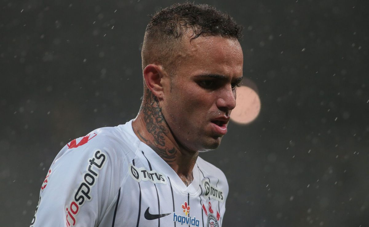 nove meses após rescisão no corinthians, luan é vetado de jogar a série b; entenda a situação!