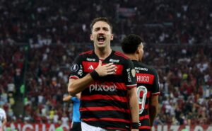 léo ortiz estreia pelo flamengo e tento marcado amplia número de gols de zagueiros