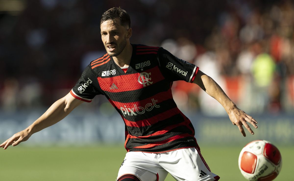 matías viña desfalca o flamengo na partida contra o são paulo; veja o motivo