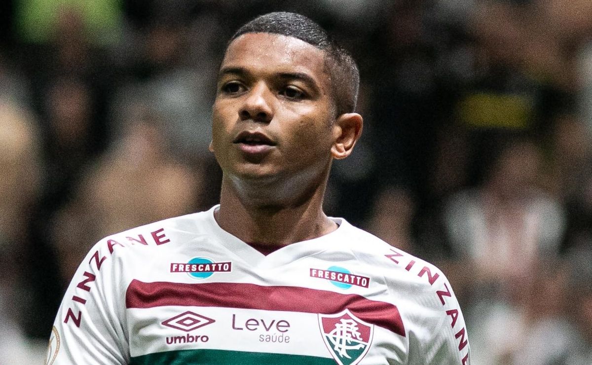 david braz negocia saída do fluminense após descartar o sport; entenda