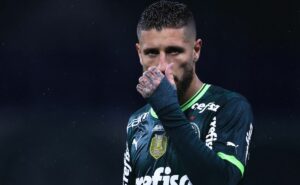 zé rafael treina normalmente e anima abel ferreira para a copa do brasil