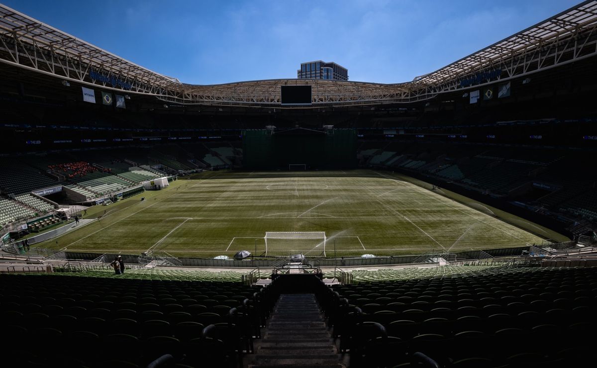 reações da web: torcedores reclamam do gramado do allianz parque em duelo entre palmeiras e flamengo