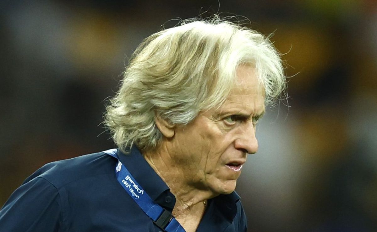 flamengo negocia chegada de meio campista xodó de jorge jesus: “conversas estão avançadas”, informa jornalista