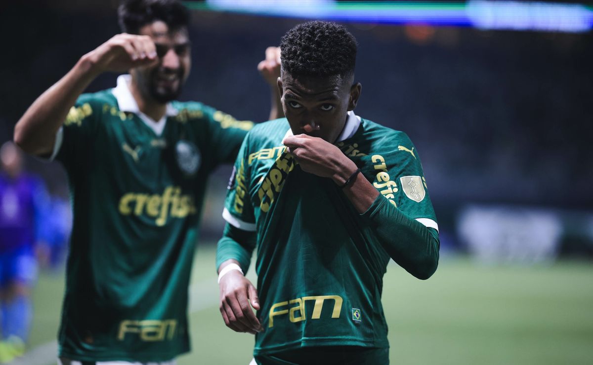 estêvão se torna terceiro mais jovem a marcar pelo palmeiras
