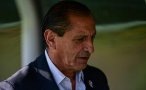 ramón e emiliano díaz desabafam após saída do vasco e exigem respeito: "demitidos pelo twitter"