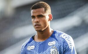 carille revela dificuldade com enzo no ataque e deixa futuro de morelos em dúvida no santos