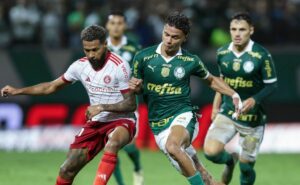 internacional perde pênalti, mas anula palmeiras e vence no brasileirão; confira as notas das atuações