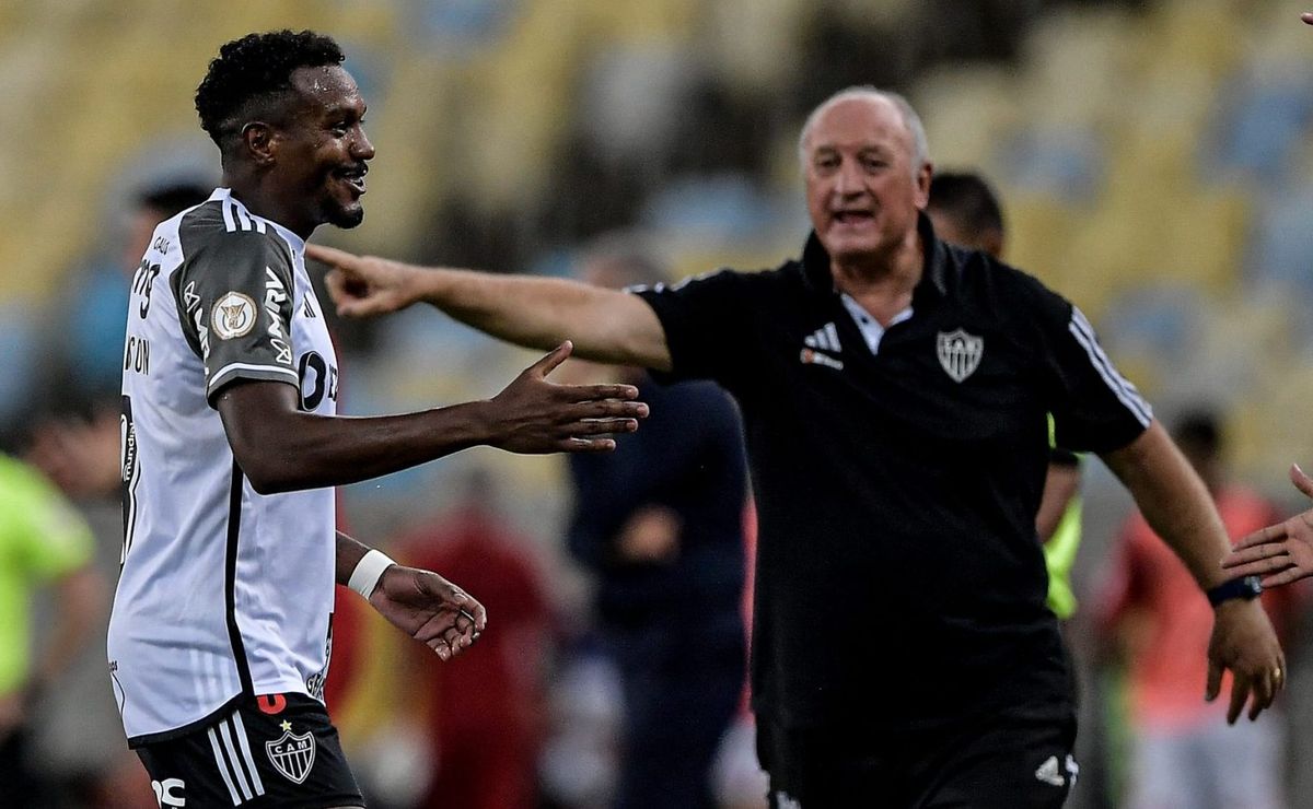 felipão dá recado após a contratação de edenílson: “que a torcida gremista o receba muito bem”