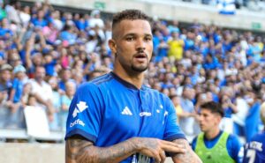 com zé ivaldo em campo, cruzeiro não sofre gols há aproximadamente 400 minutos