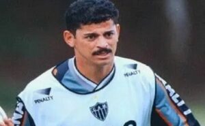 valdir bigode exalta a torcida do atlético mg em entrevista: “louca”