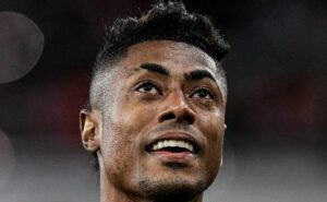 pc de oliveira avalia pênalti em bruno henrique em flamengo x atlético go: "nova regra"