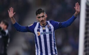 flamengo fecha acordo com andré franco e busca liberação junto ao porto