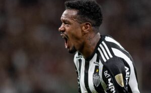 grêmio acerta a contratação de edenilson em definitivo; anúncio deve sair nesta 2ª