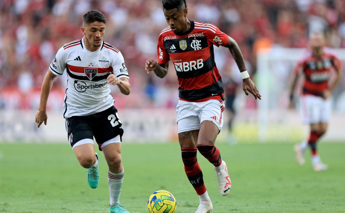 flamengo e são paulo se reencontram após copa do brasil com muitas mudanças