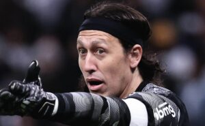 corinthians conversa com cássio e toma decisão sobre seu futuro