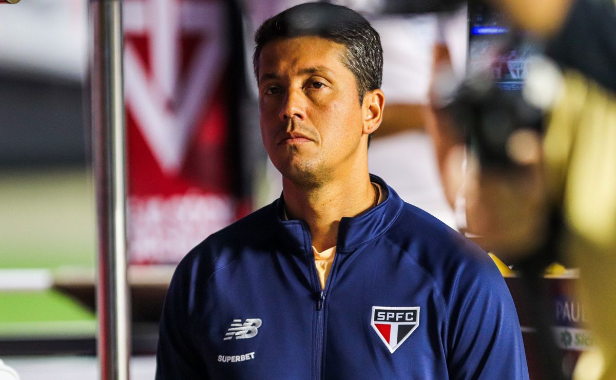 dado sobre são paulo de thiago carpini preocupa com recorde negativo